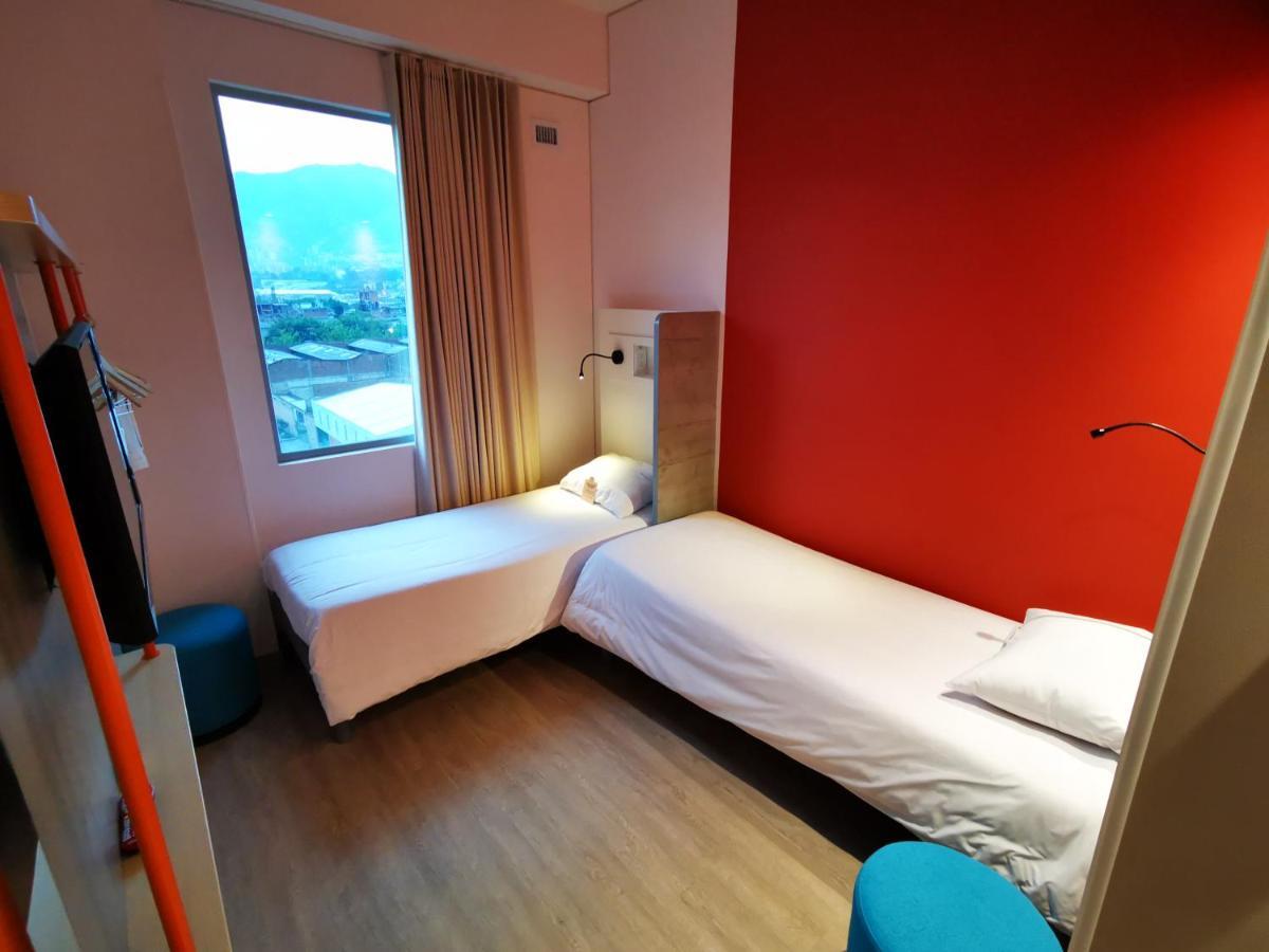 Ibis Budget Itagüí Exterior foto